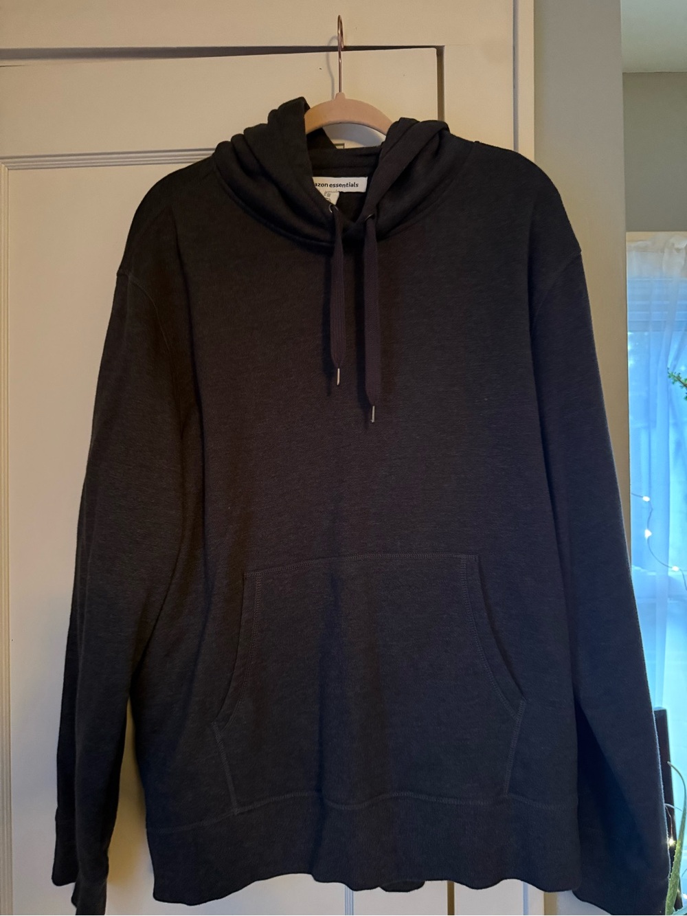 Amazon Essentials Men's Black Pullover Hoodie with Kangaroo Pocket